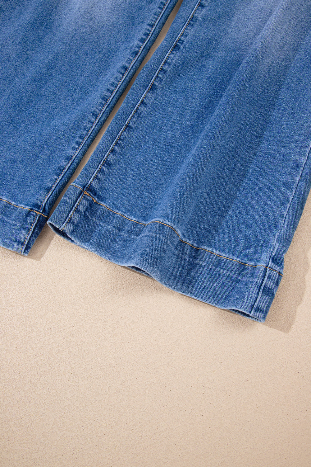 Harbor Breeze Crops Jeans