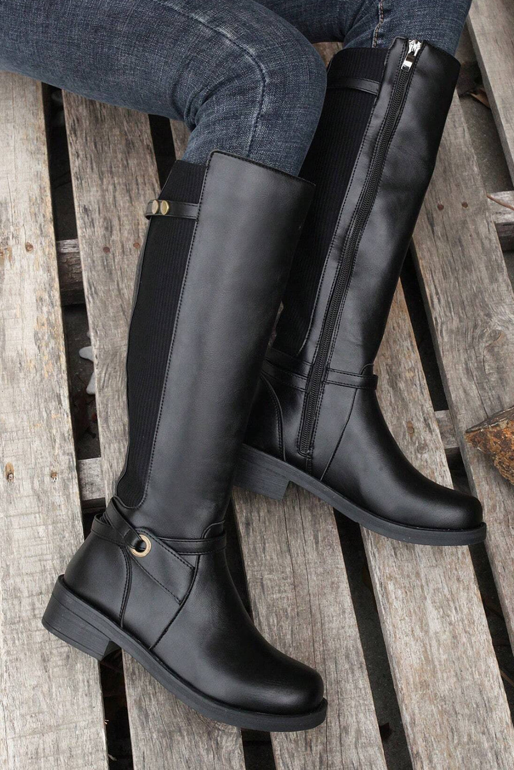 Noir Rise Knee Boots