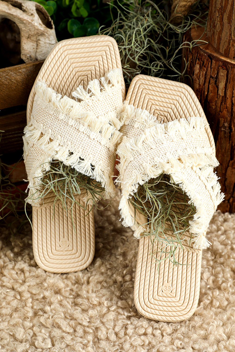 Solea Tassel Flats