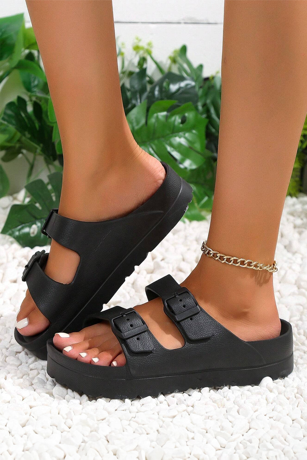 Noir Dune Slippers
