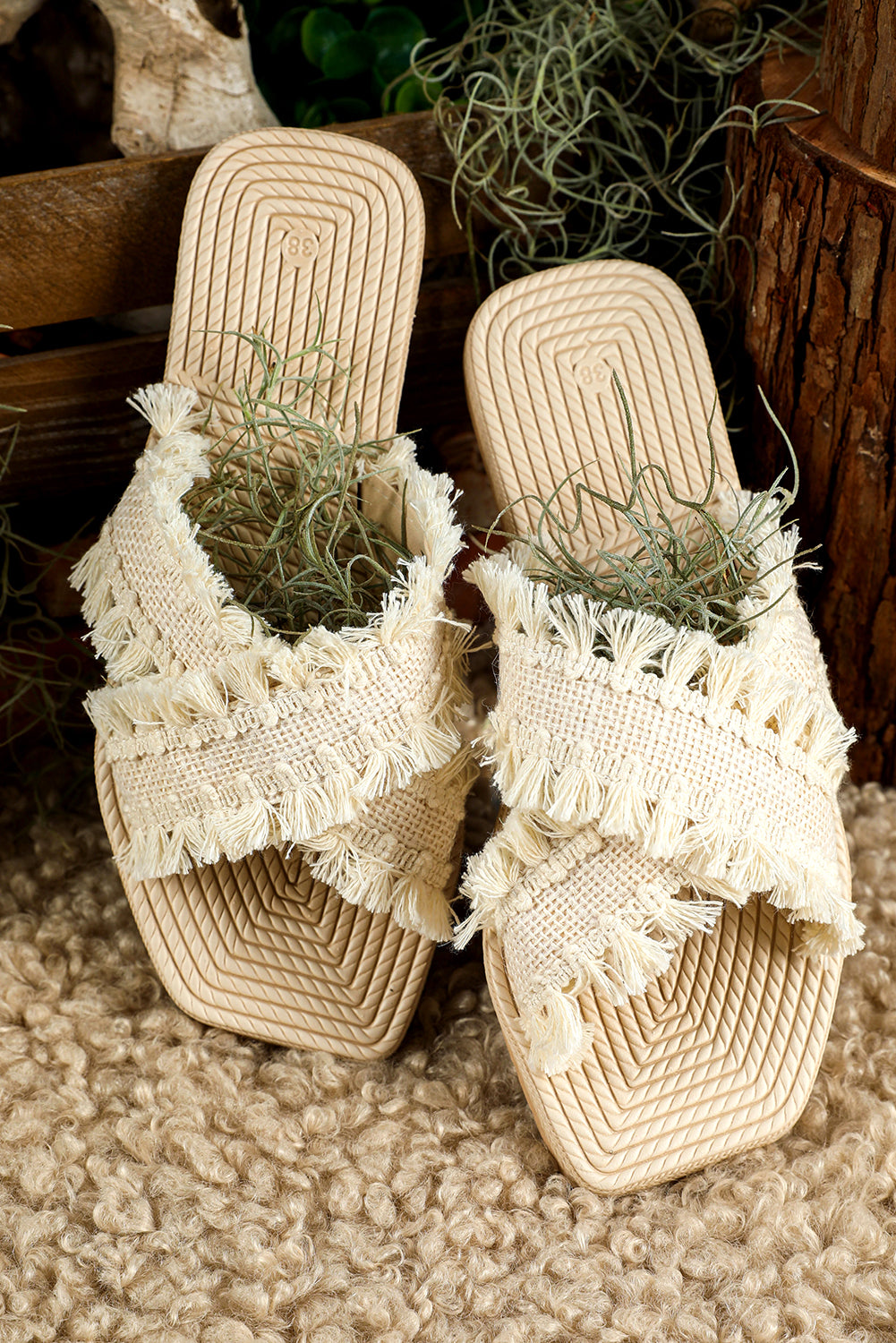 Solea Tassel Flats