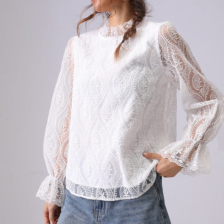 Viola Vintage Lace Top