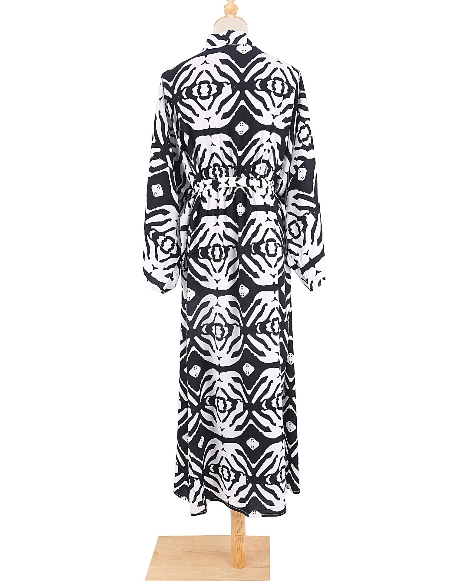 Zahara Spirit Kimono