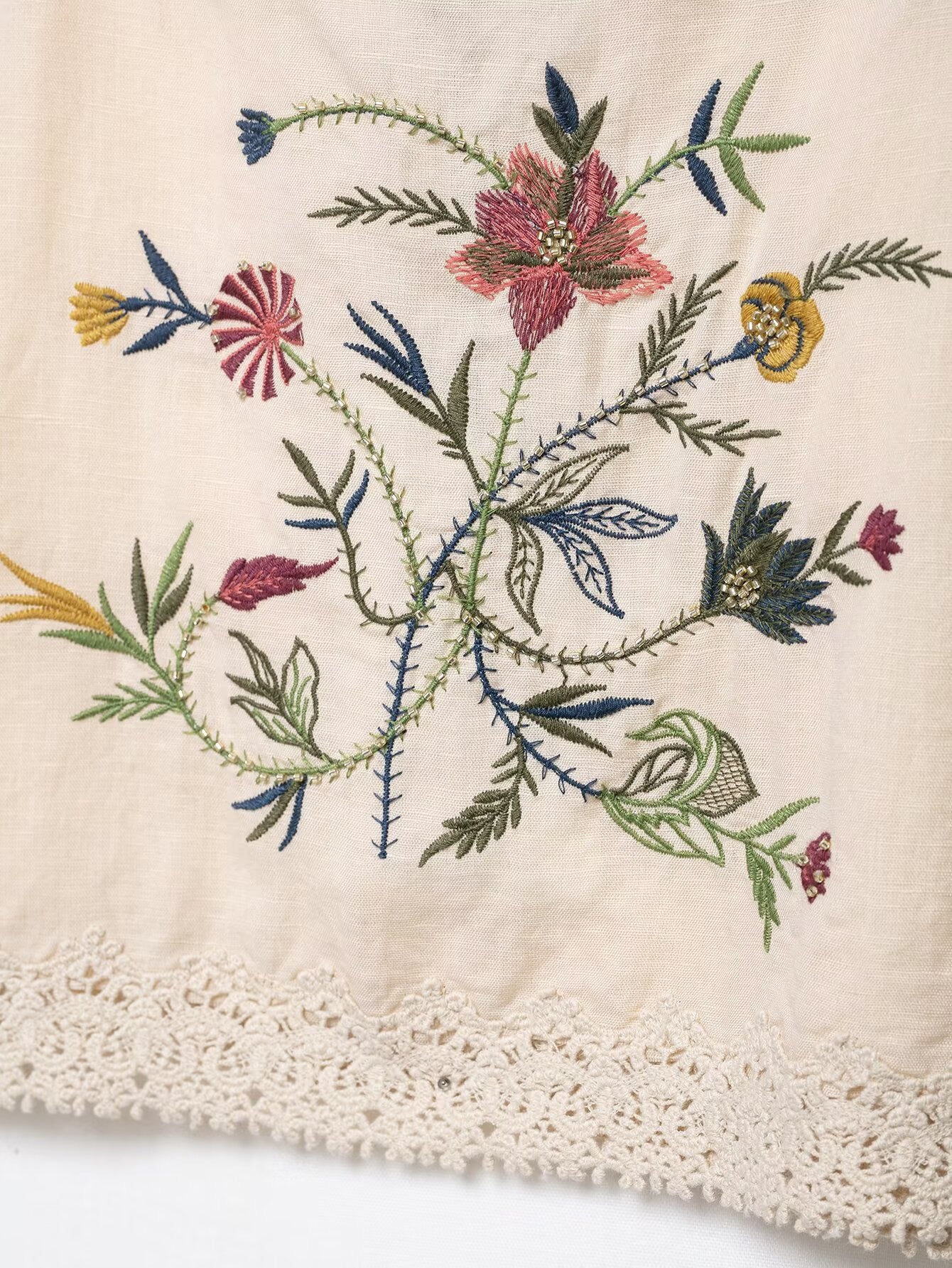 Amara Embroidered Set