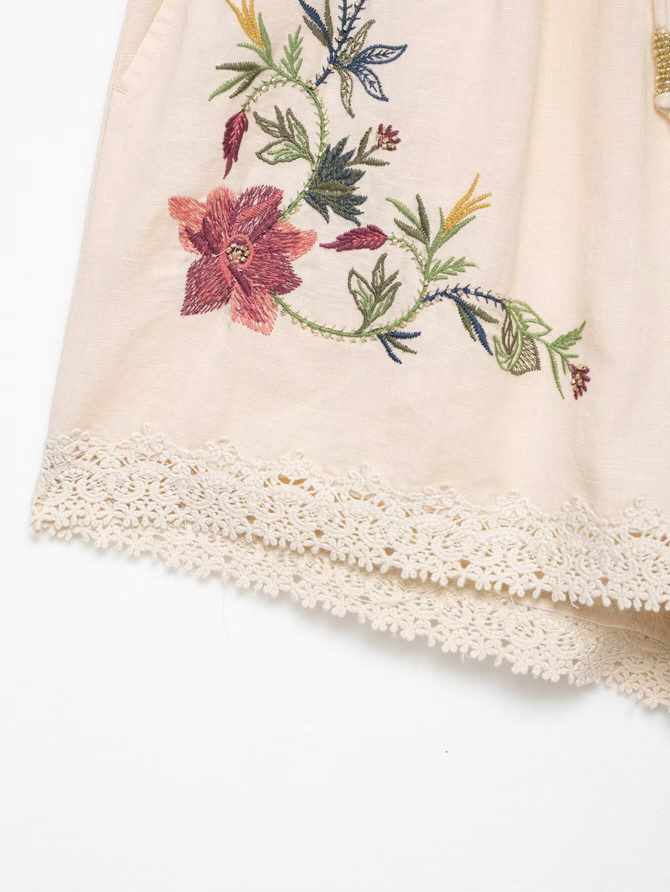 Amara Embroidered Set