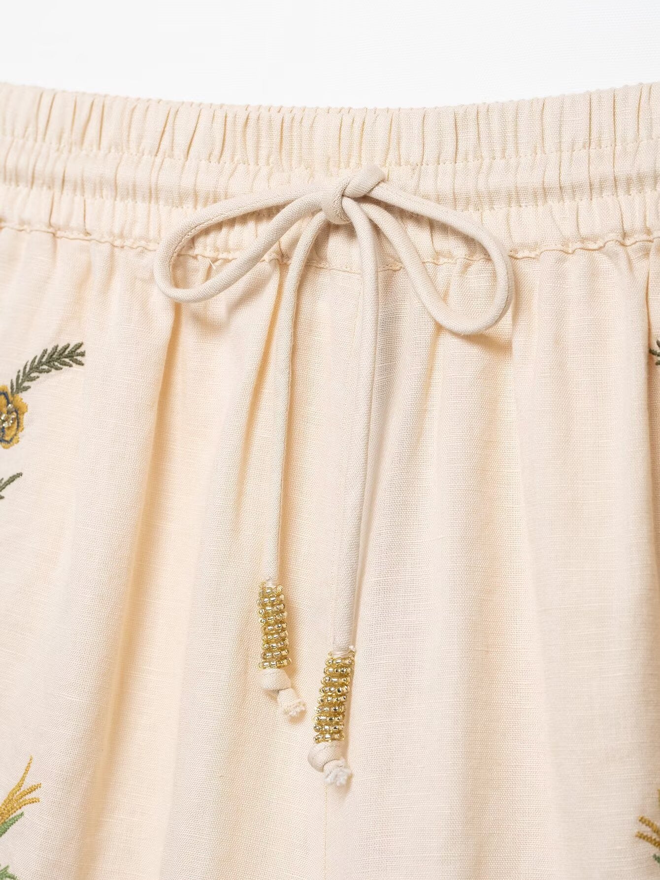 Amara Embroidered Set