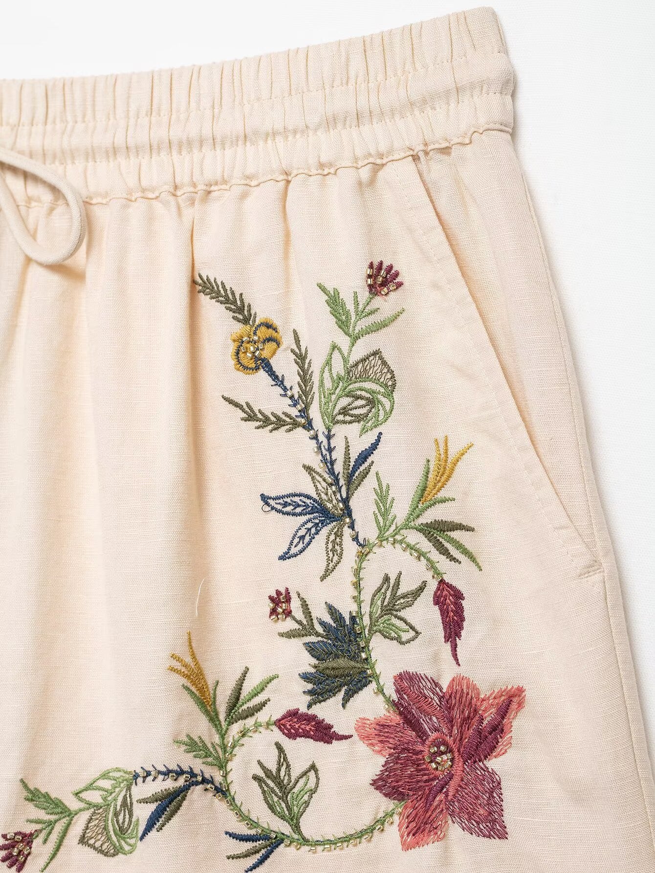 Amara Embroidered Set