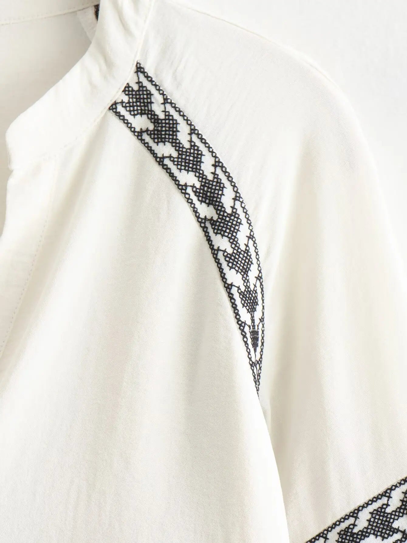 Luna Vintage Blouse