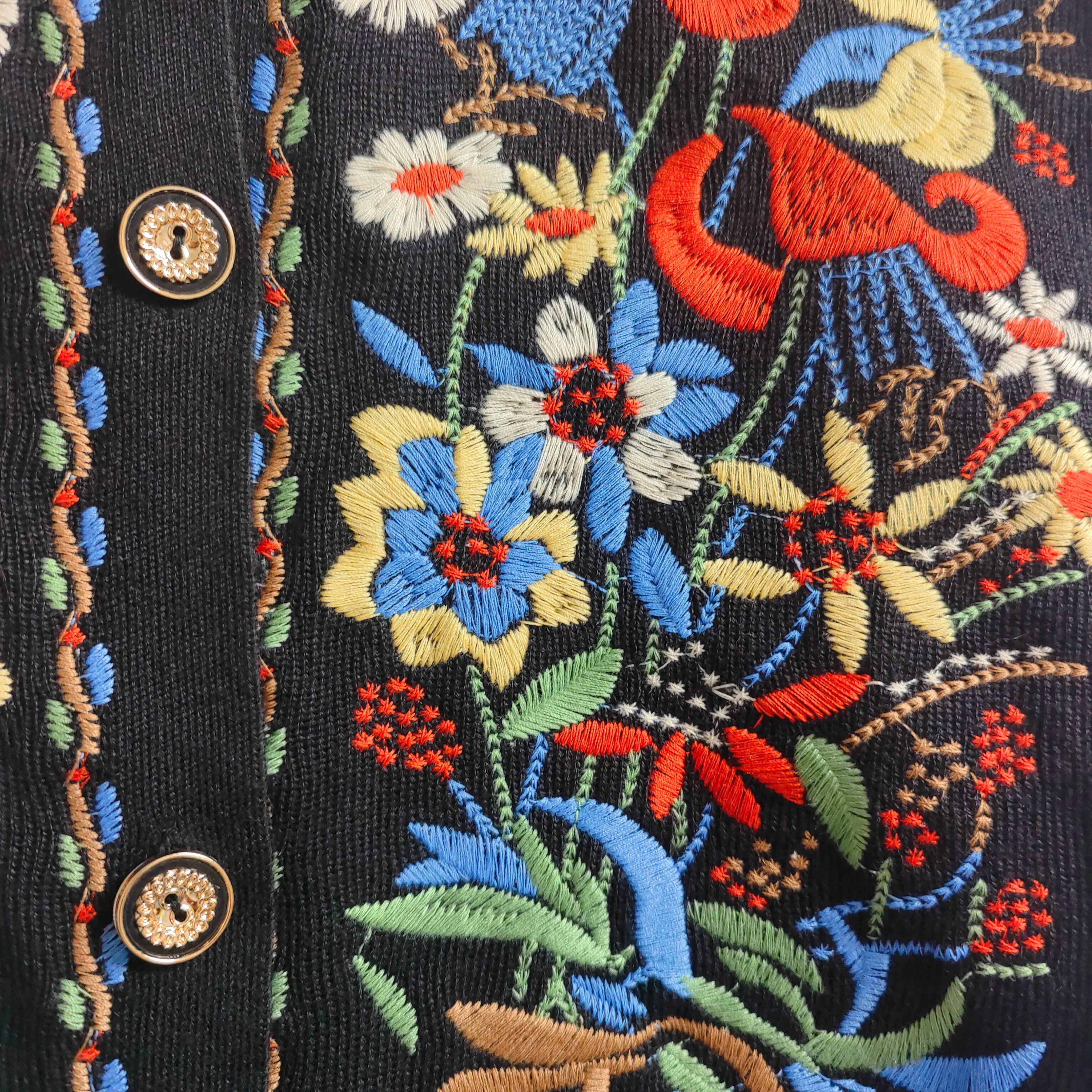 Embroidered Knit Cardigan