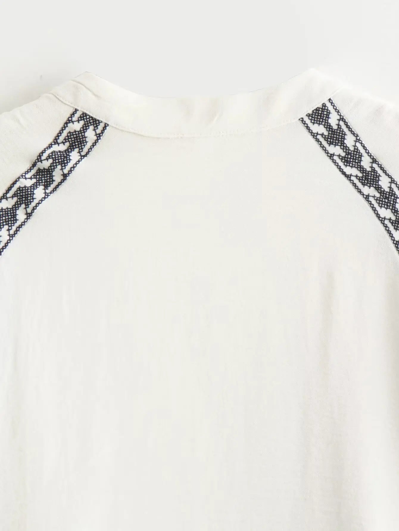 Luna Vintage Blouse