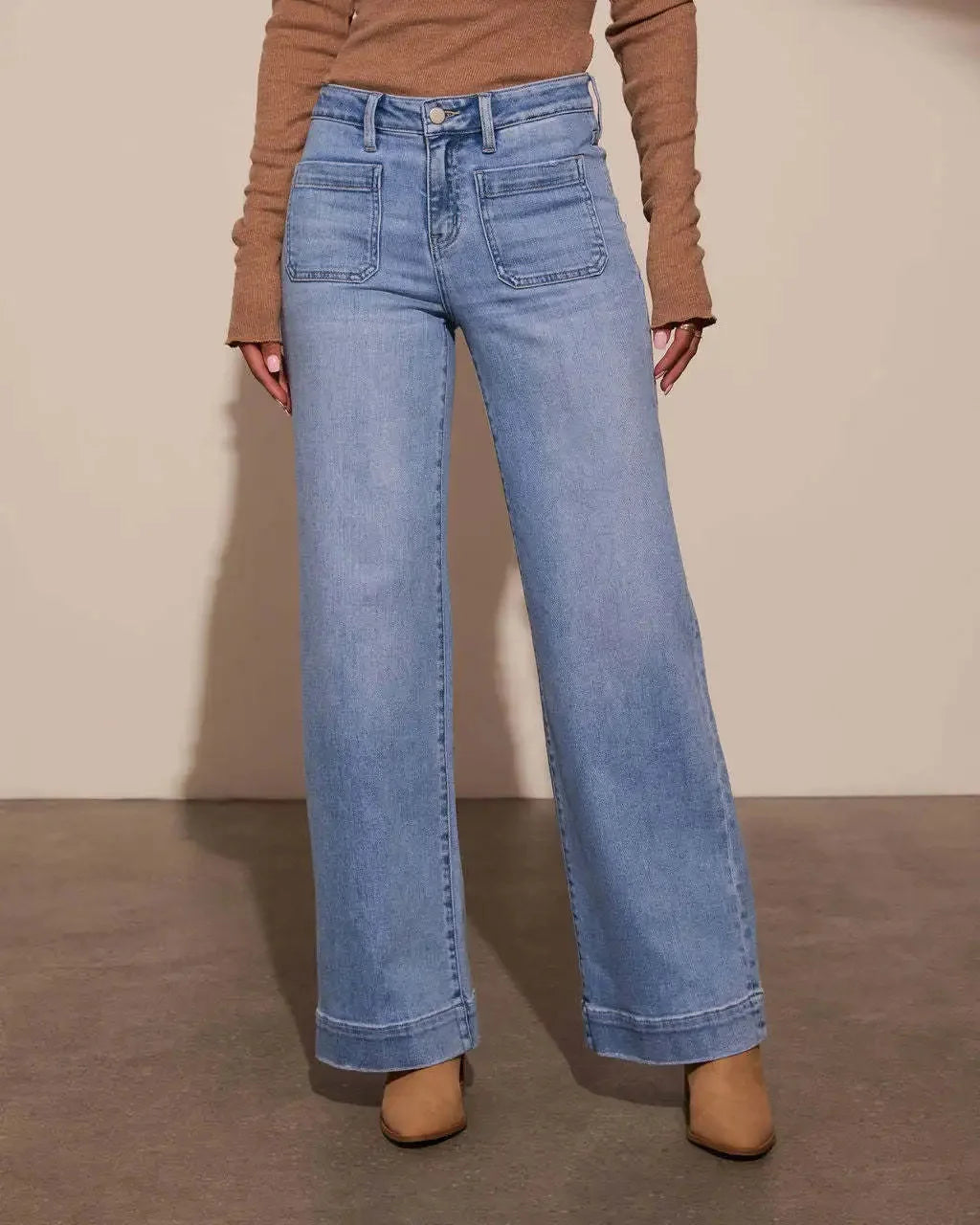 Canyon Pocket Wide-Leg Jeans