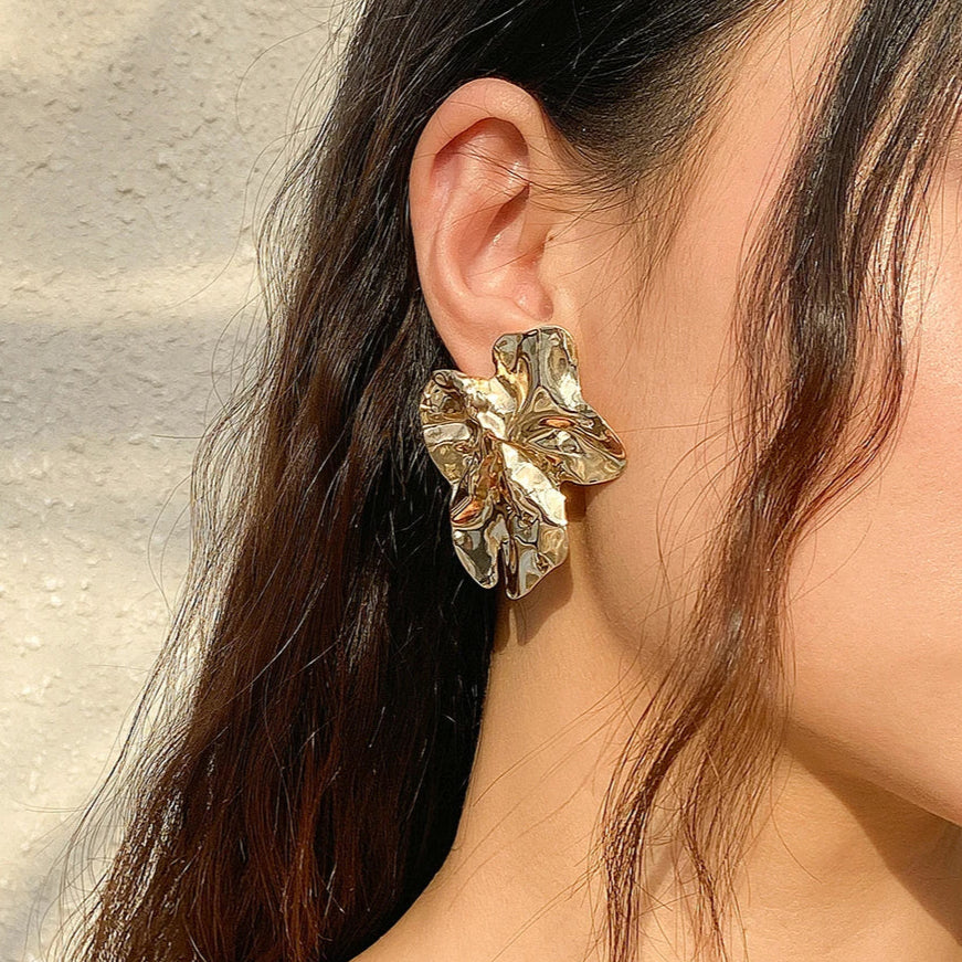 Vintage Flower Stud Earrings