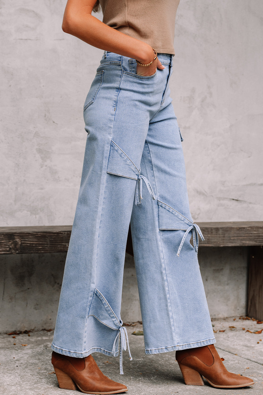 Beau Blue Cargo Bows