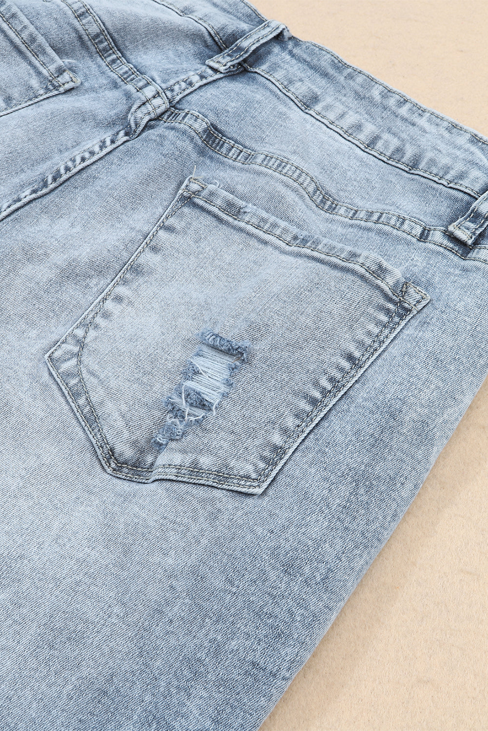 Skyline Fray Jeans