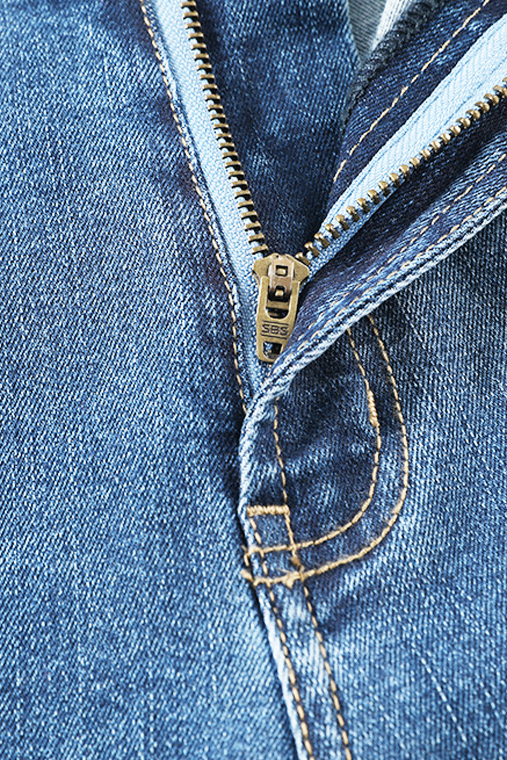 Skyla Straight Jeans